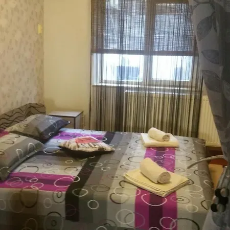 Guest house Axa *